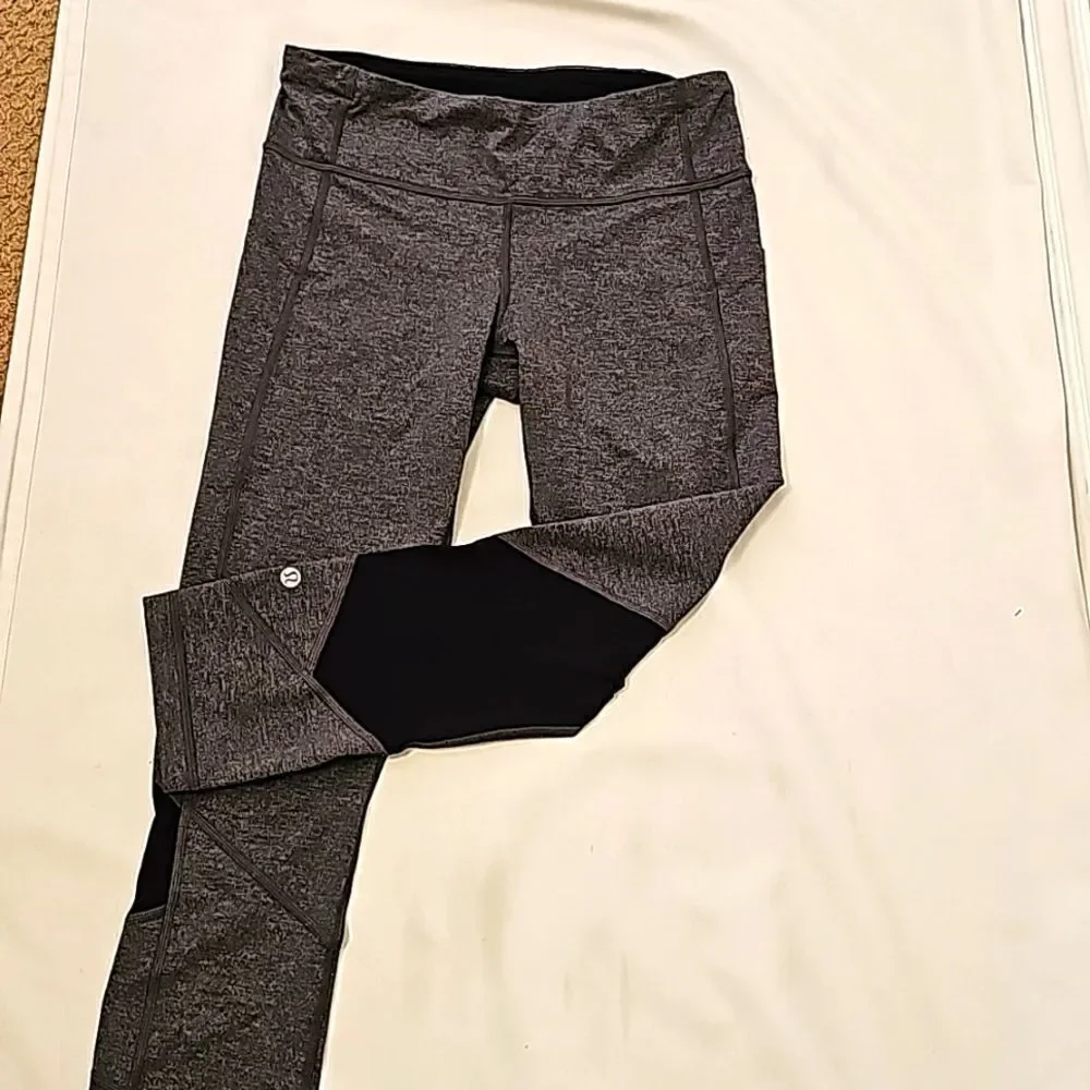 Lululemon Gray Crop size 6